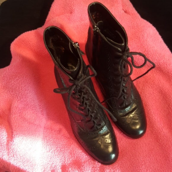 JOAN & DAVID ♡ CIRCA (C Jaggie) Soft Black Italian Leather Heeled Boots 5.5 - Picture 4 of 16